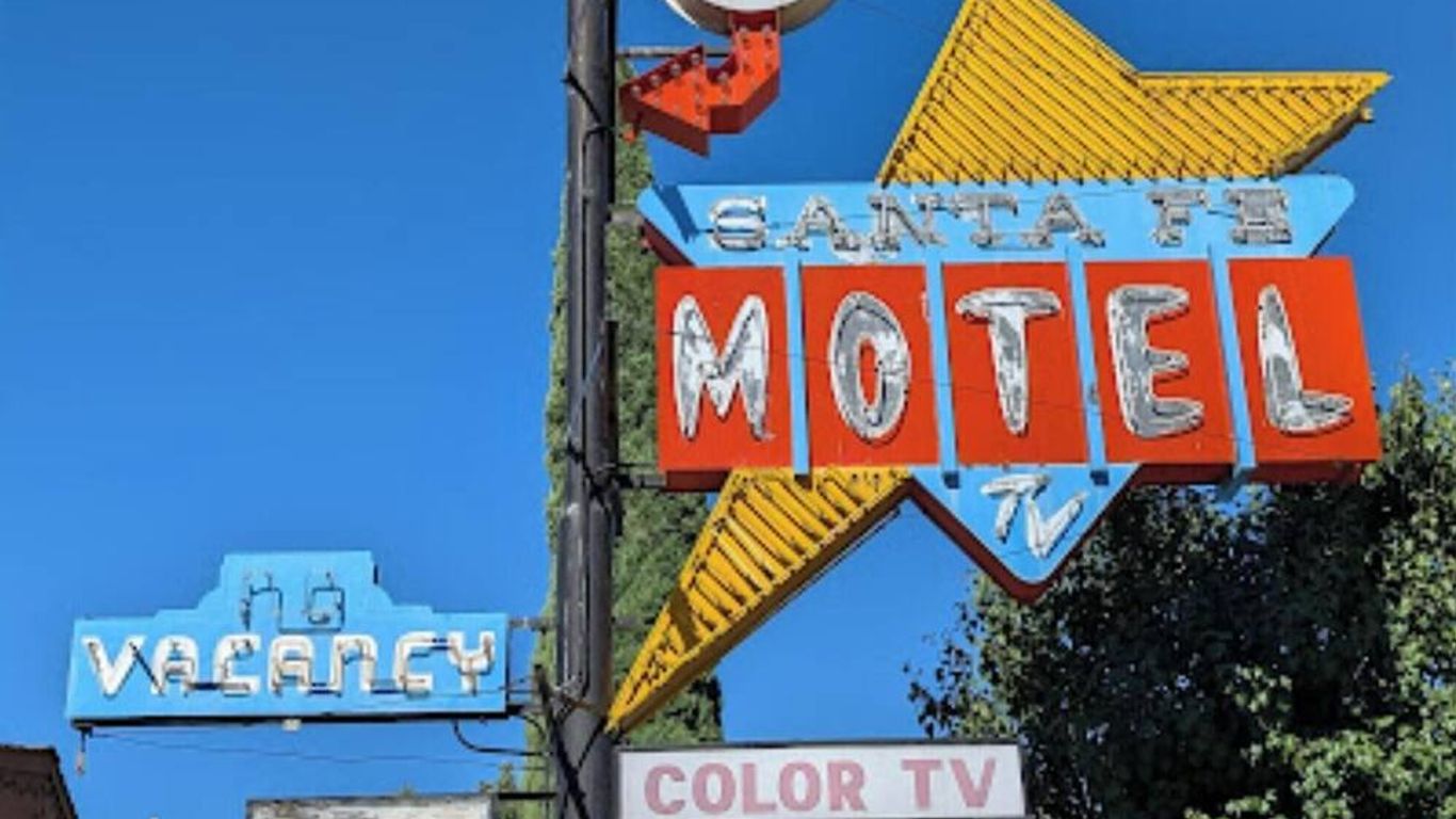 Santa Fe Motel Tehachapi by Hotel O