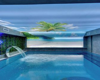 Grande Arte Hotel - Doryläum - Pool