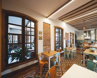 Room 4 - La Sierpe . - Urda - Restaurante