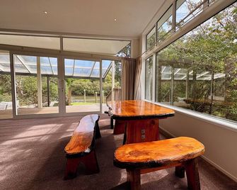 Riverside Retreat – Spacious 4 Bedroom Home Just Minutes from the City Centre - Whangarei - Balkón