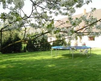 Fewo 2 - holiday home To Hus WE143 - Bergen auf Rügen - Innenhof