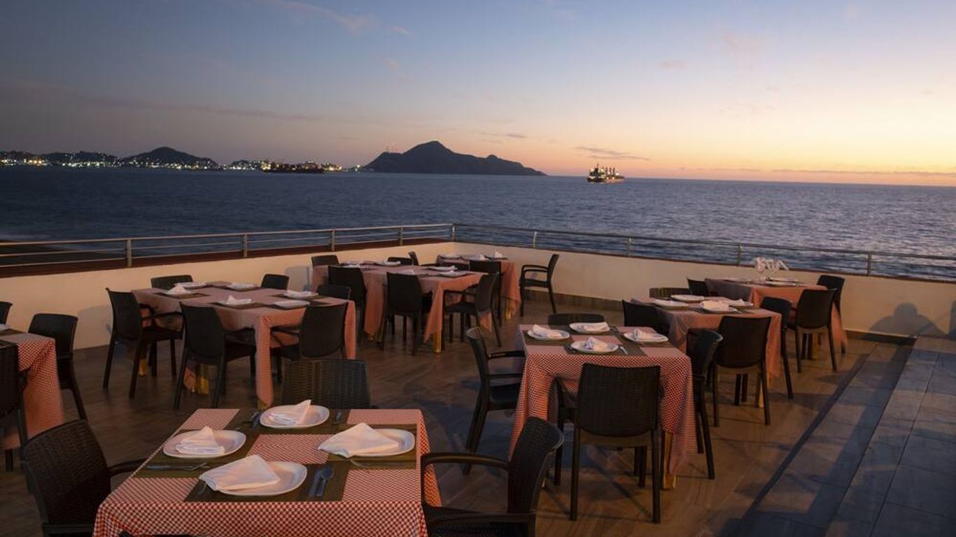 Club Fiesta Mexicana Beach