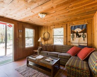 Crown King Cabins Suites and Bunkhouse - Crown King - Sala de estar