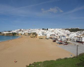 Albufeira Beach Hotel - Albufeira