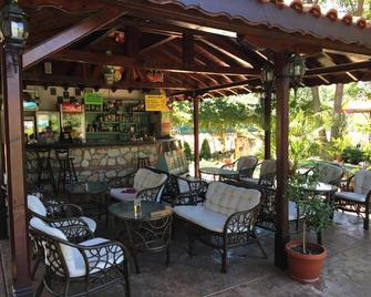 Oleander House And Tennis Club - Sunny Beach - Bar