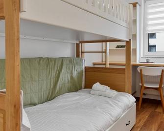 Karina 2bdr Apartment - Braşov - Bedroom