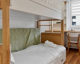 Karina 2bdr Apartment - בראסוב - חדר שינה