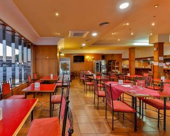 Hotel El Cruce - Manzanares - Ресторан