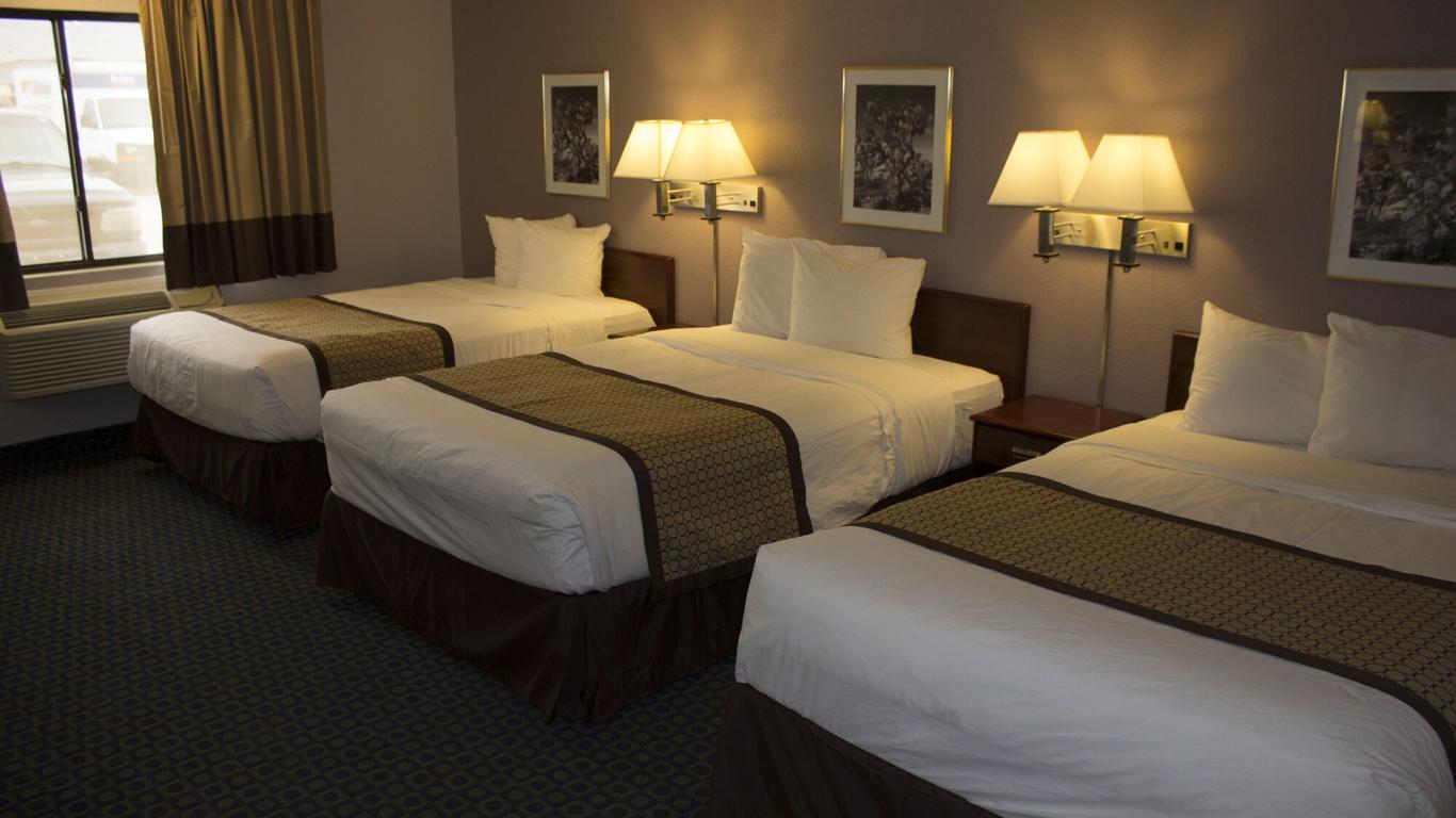 دايز إن باي ويندام إنديو