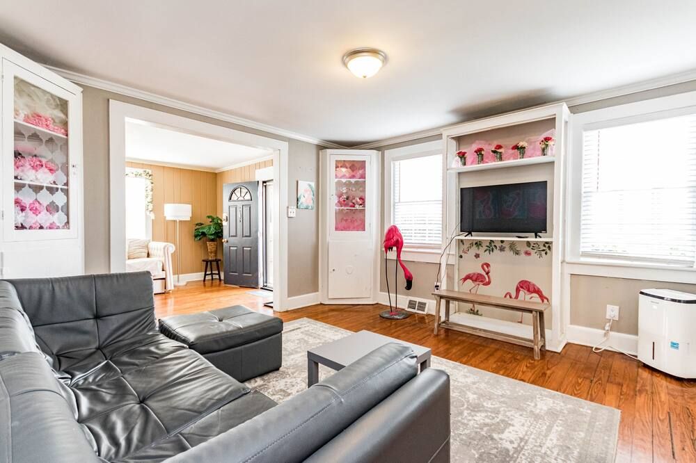 Insta Worthy Stay! - Fun In Downtown Raleigh! - ראליי - סלון