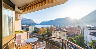 Hotel Delfino Lugano - Lugano - Balkon