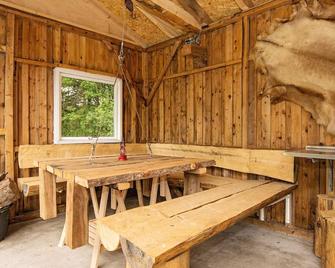 5 person holiday home in Skærbæk - Skaerbaek - Comedor