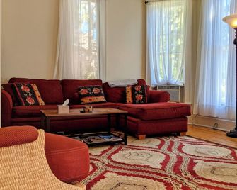 Peaceful Oasis, Walking Distance to Mpls Lakes - Mineápolis - Sala de estar