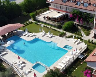 Dalyan Palmiye Resort Hotel - Dalyan (Mugla) - Bazén