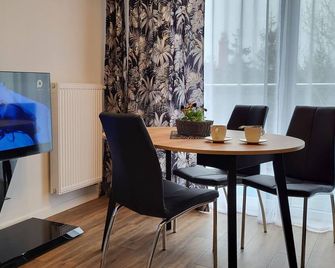 Comfy Apartment Near the sea in Gaski - Gaski - Comedor