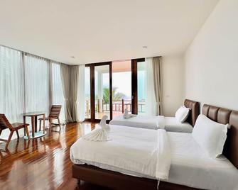 Phi Phi Mountain Beach Resort - Ko Phi Phi - Bedroom