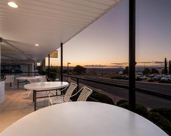 Travelodge by Wyndham Page, View of Lake Powell - פייג' - מרפסת