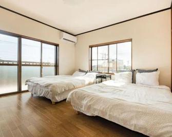 Free Rental Of One Building Bonfire Sauna Bbq - Shirako - Bedroom