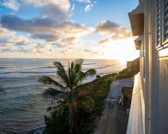 The Atlantis Historic Inn - Bathsheba - Restaurant