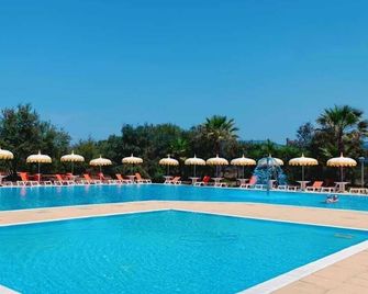 La Porta del Sole Hotel & Village - San Ferdinando - Piscina