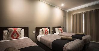 Akuna Motor Inn And Apartments - Dubbo - Schlafzimmer