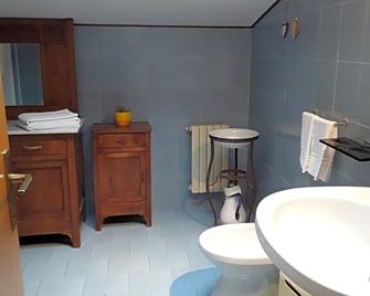 Camere Porto Vecchio con parcheggio a pochi passi dal castello - Malcesine