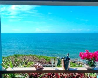 Northshore Seaside Suites - Cedar Grove - Balcony