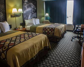 Super 8 by Wyndham Erie/I 90 - Erie - Bedroom