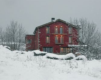 Hotel La Casa Del Rio - Villanova - Edificio