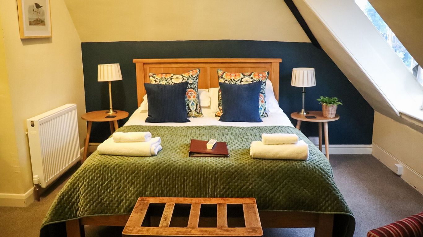 ذا كاسل هوتل