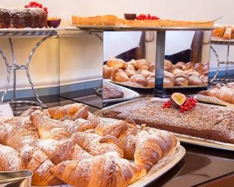 Hotel Bella Riviera Lungomare - Viareggio - Buffet