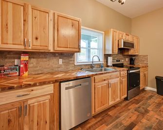 Hopkinsville Home Walk To Downtown! - Hopkinsville