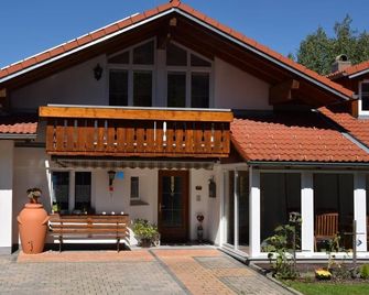 Haus Gauss - Seeg - Building
