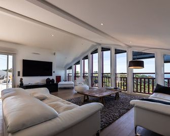 Keyweek Irrika Duplex Apartment Facing The Ocean With Terrace In Bidart - Bidart - Wohnzimmer