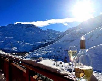 Beautiful chalet -central Les Menuires - Jacuzzi-sauna-hammam and cinema room - Les Belleville - Balcon