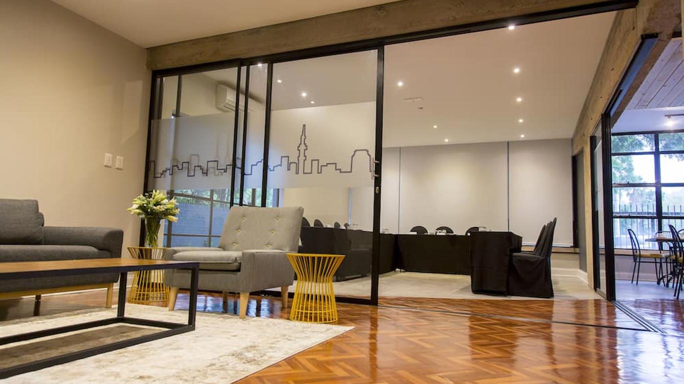 Hotel 224 & Apartments