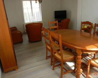 Furnished Accommodation: Gîte De Bel Air Classified 3 Étoiles - Billy - Comedor
