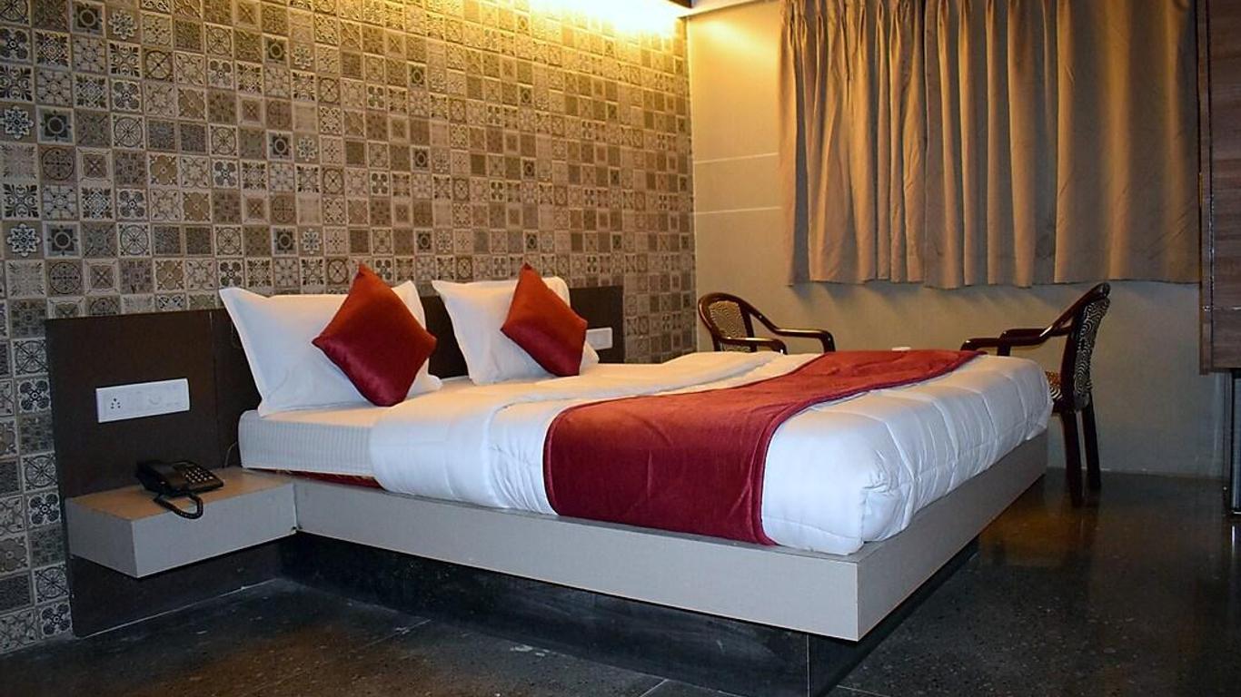 Hotel Kansar Palace