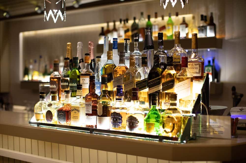 Nidimos Hotel - דלפי - בר