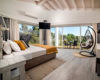 Monte Das Alpenduradas - Zambujeira do Mar - Habitación