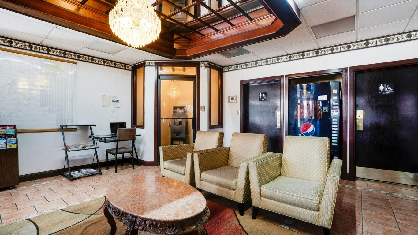 OYO Hotel Wade/Fayetteville I-95 South