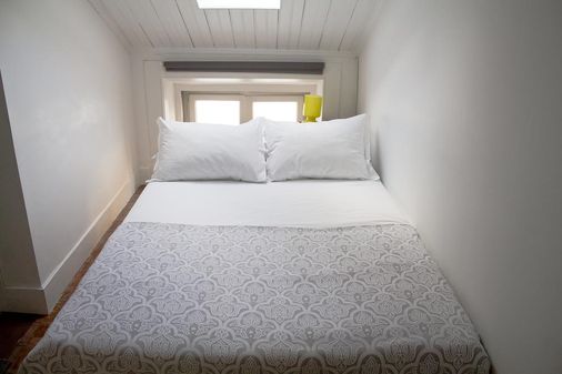 NS Hostel & Suites - Coimbra - Kamar Tidur