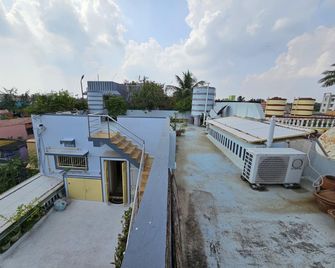 Kshtramani Home Stay Near C T Road Golden Beach - Puri - Balkon