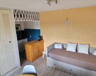 Studio Mouflon Rdc Balcon Plein Sud Garage Font-Romeu - Font-Romeu-Odeillo-Via - Living room