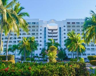 Condominio 01 recamara Enna Inn Ixtapa - Ixtapa - Gebäude