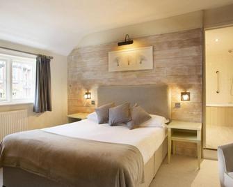 New Flying Horse Inn - Ashford