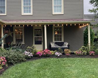 Fieldstone Farmhouse Guest Suite - Harleysville - Edificio