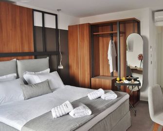 Alexander Inn - Stavros - Schlafzimmer