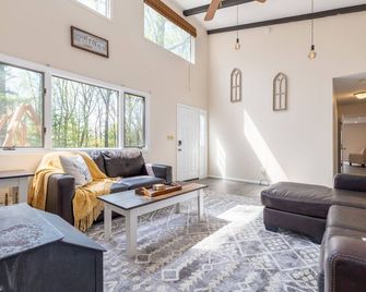 Relaxing 2-Master Suite Mountain Top - Fire Pit - New Market - Salon