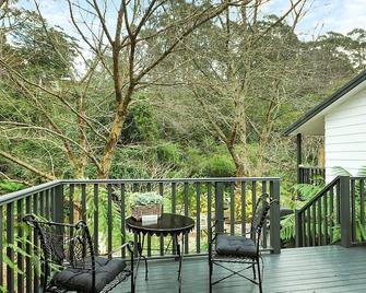 Kings Studio - Romantic cosy getaway - Leura - Balcony